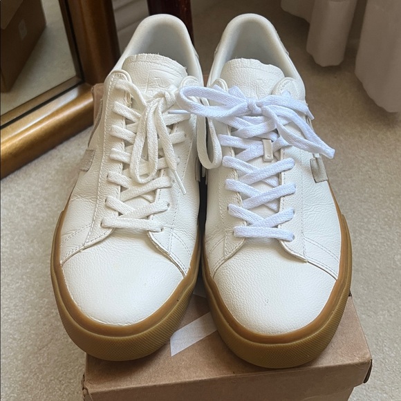 Veja Men's White Campo sneaker chromefree Leather - Picture 4 of 6